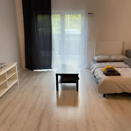 Apartment With Private Parking Warszawa Eksteriør bilde